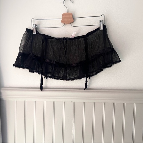 Y2K Victoria's Secret Black Sheer Lingerie Garter Skirt large - Picture 8 of 8